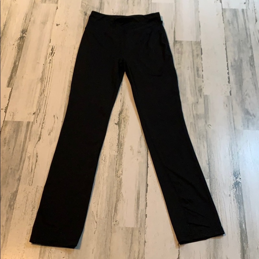 #E8- Size XS Avia Blavk Basic athletic pants Leggings